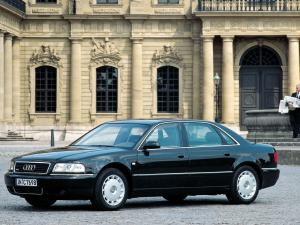 Audi A8 L 4.2 Quattro 1999 года